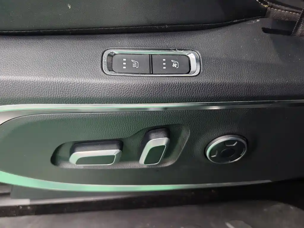 Maxus Maxus G90 2022 - thumbnail 12