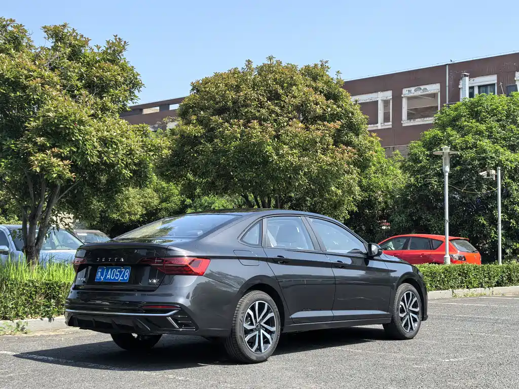 Jetta Jetta VA7 2025 1.4T Automatic First-Come-First-Served Edition 2025 - thumbnail 5
