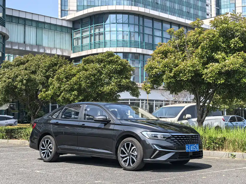 Jetta Jetta VA7 2025 1.4T Automatic First-Come-First-Served Edition 2025 - thumbnail 6