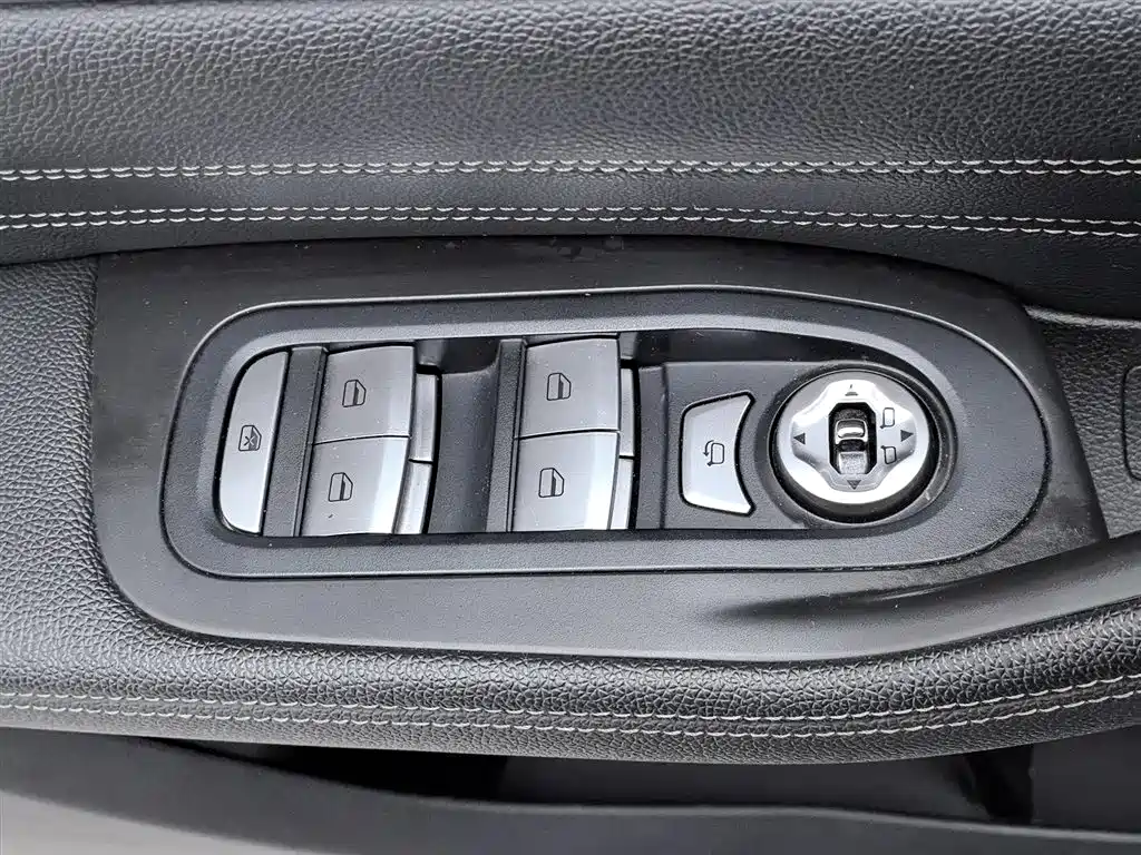 Exeed Exeed VX 2021 400T AWD Xingyao Pro 7-seater 2022 - thumbnail 9