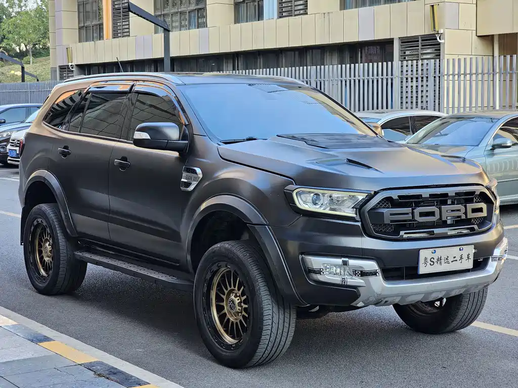 Ford Everest 2018 - thumbnail 2