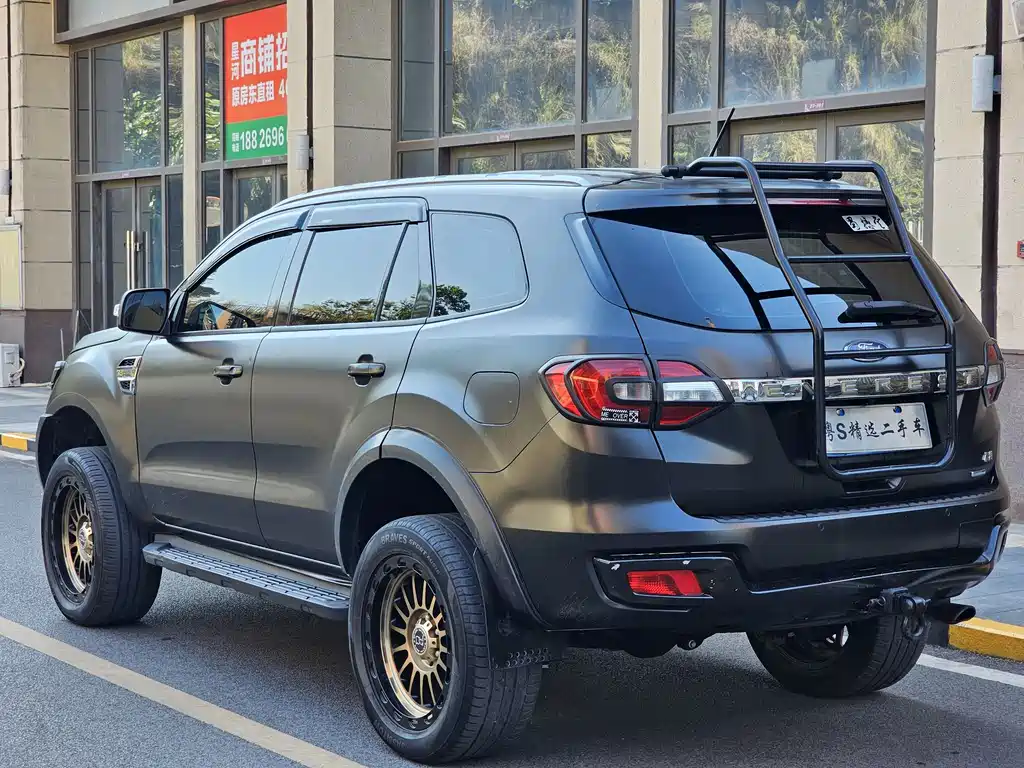 Ford Everest 2018 - thumbnail 4