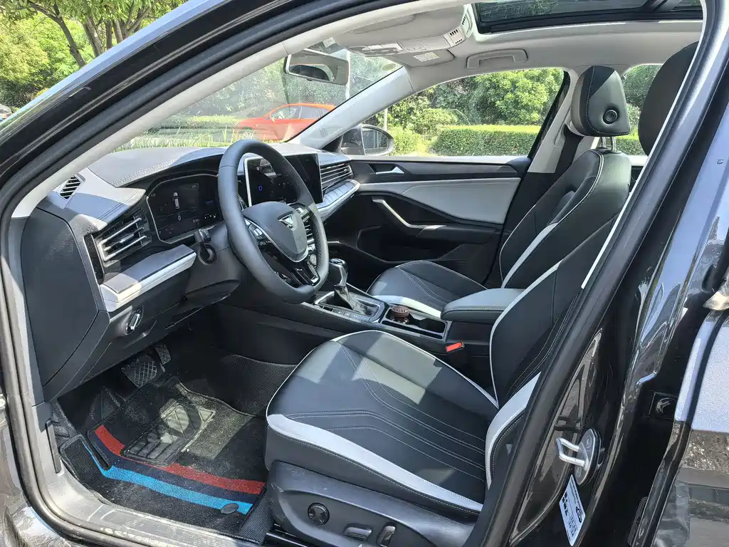 Jetta Jetta VA7 2025 1.4T Automatic First-Come-First-Served Edition 2025 - thumbnail 10