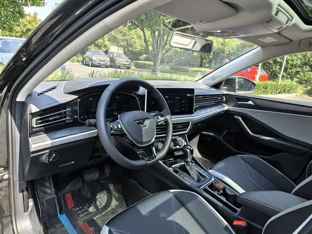 Jetta Jetta VA7 2025 1.4T Automatic First-Come-First-Served Edition 2025 - thumbnail 11