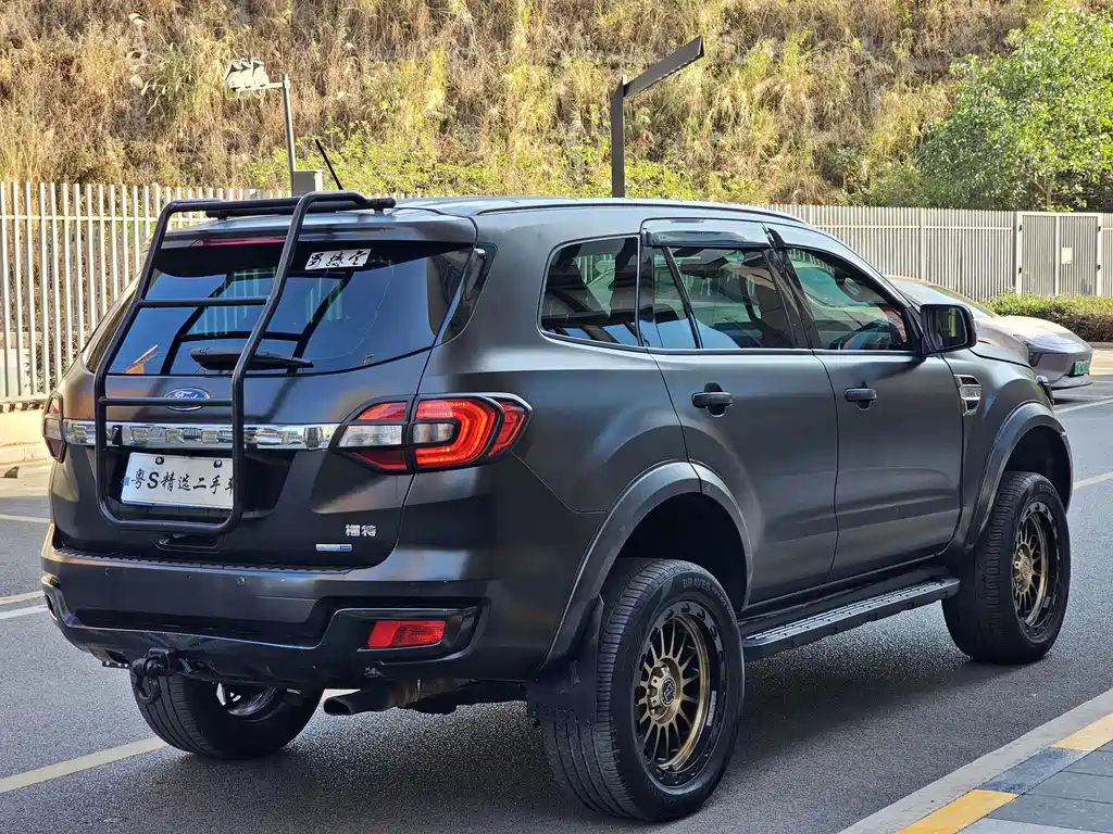 Ford Everest 2018 - thumbnail 6
