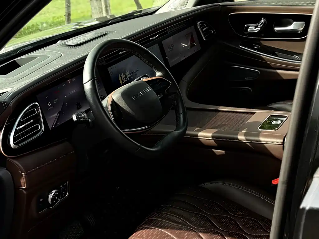Exeed Exeed VX 2023 400T AWD Star Edition 6-Seater 2023 - thumbnail 11
