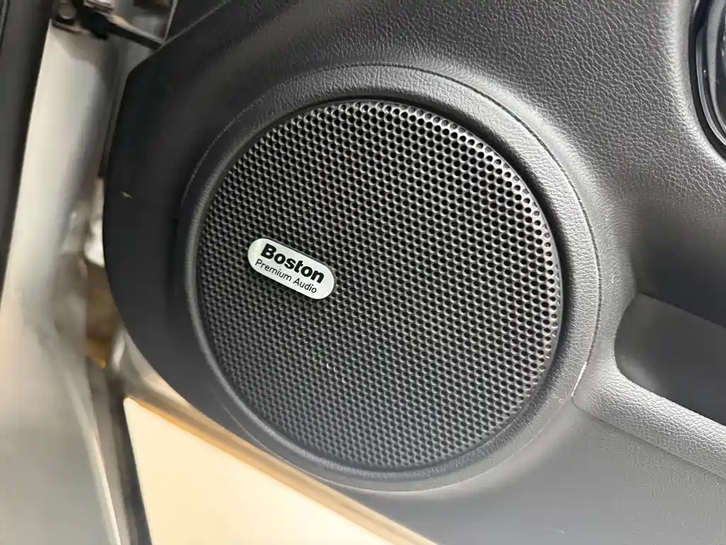 Chevrolet Camaro 2011 3.6L Legend Performance Edition 2012 - thumbnail 15