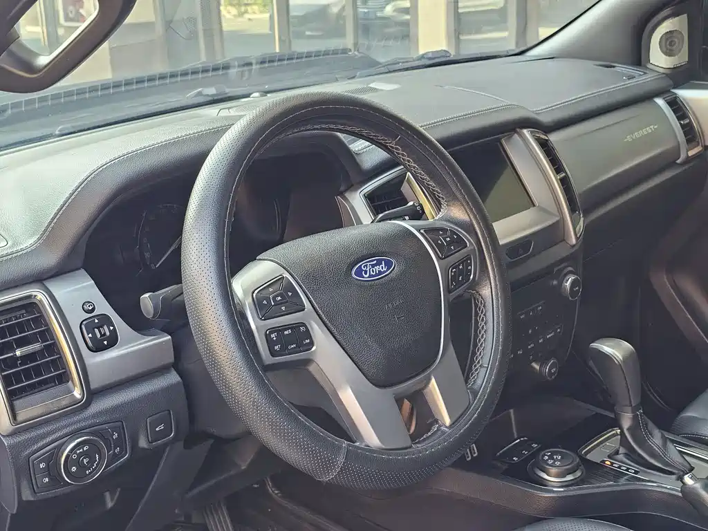 Ford Everest 2018 - thumbnail 16