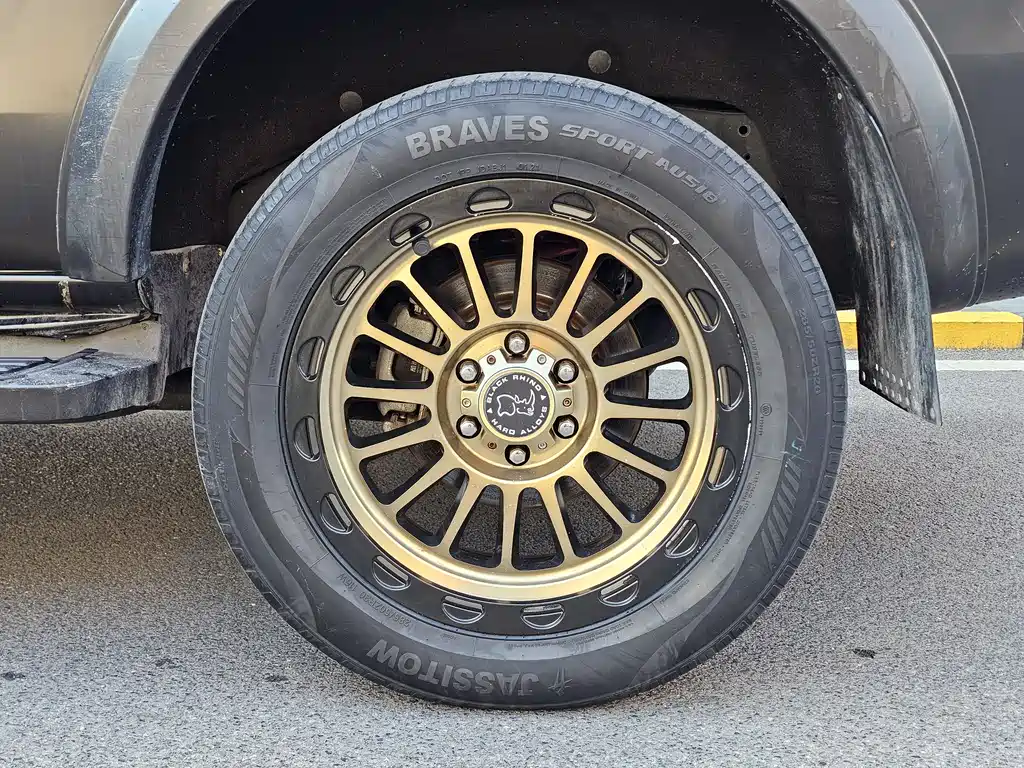Ford Everest 2018 - thumbnail 19