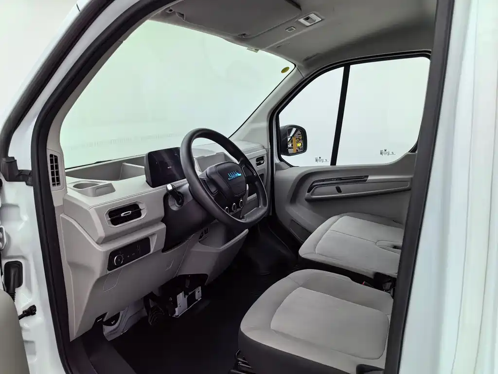 JMC E-Fushun 2025 Blind Window Edition 41.86kWh Short Wheelbase Low Roof 3.0 Ton 2025 - thumbnail 13