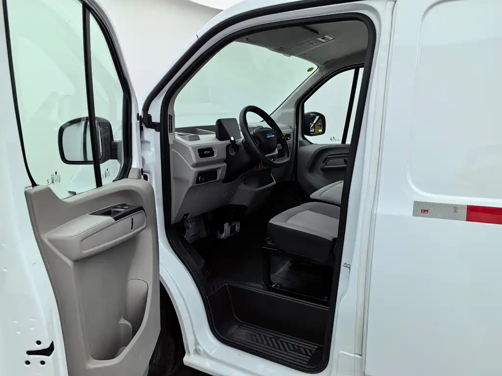 JMC E-Fushun 2025 Blind Window Edition 41.86kWh Short Wheelbase Low Roof 3.0 Ton 2025 - thumbnail 14