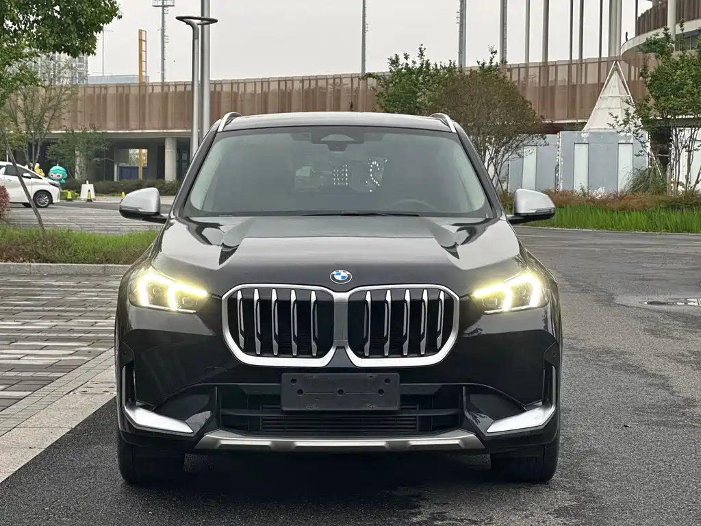 BMW BMW X1 2023 sDrive25Li M Sport Package 2023 - thumbnail 2