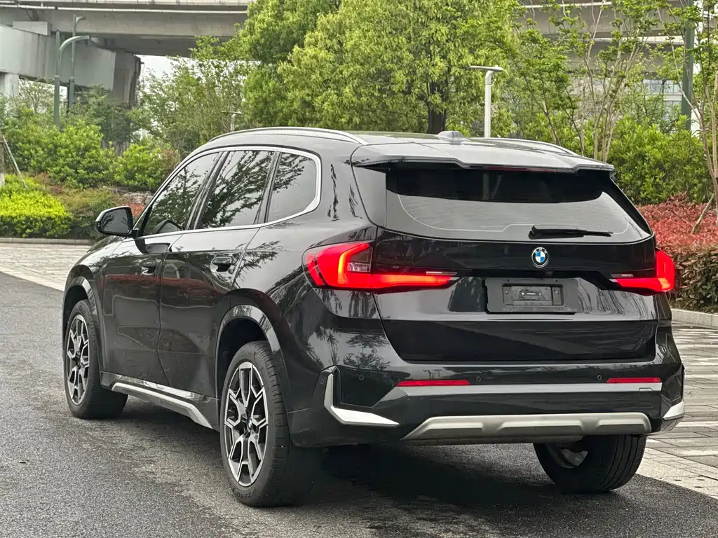 BMW BMW X1 2023 sDrive25Li M Sport Package 2023 - thumbnail 4