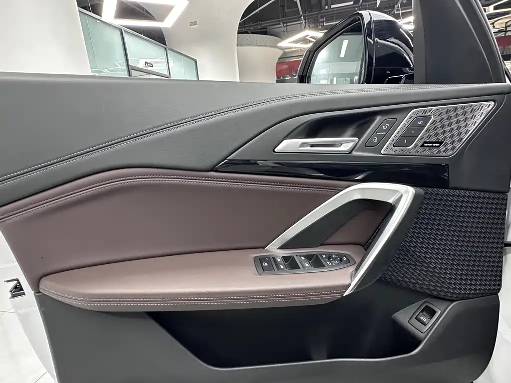 BMW BMW X1 sDrive25Li X Design Package 2023 - thumbnail 10