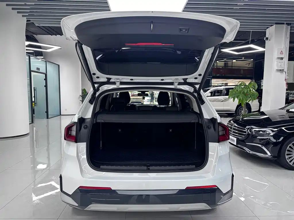 BMW BMW X1 sDrive25Li X Design Package 2023 - thumbnail 15