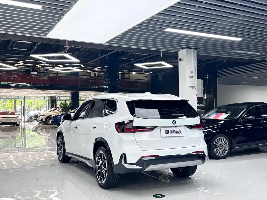 BMW BMW X1 sDrive25Li X Design Package 2023 - thumbnail 16