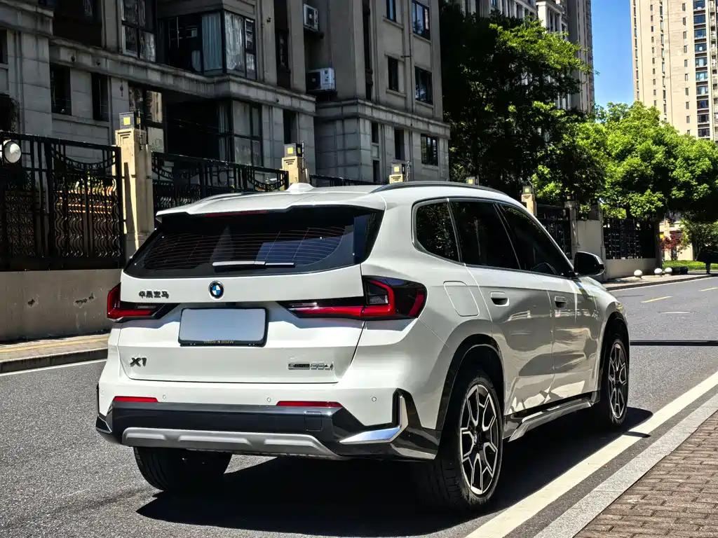 BMW BMW X1 2023 sDrive25Li X Design Package 2023 - thumbnail 5
