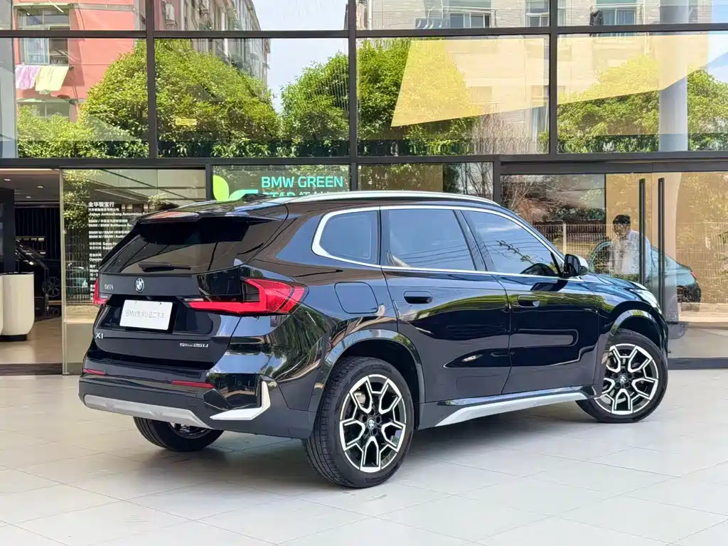 BMW BMW X1 2023 sDrive25Li X Design Package 2024 - thumbnail 5