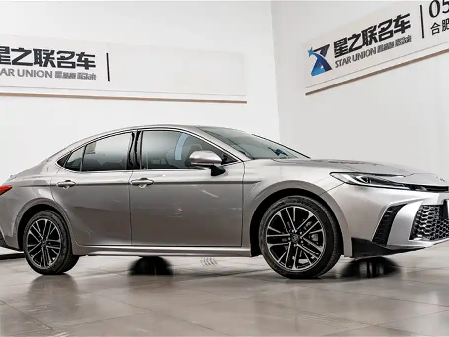 Toyota Camry 2026 Hybrid 2.0 HSE Sport Lite Edition 2025 - thumbnail 6
