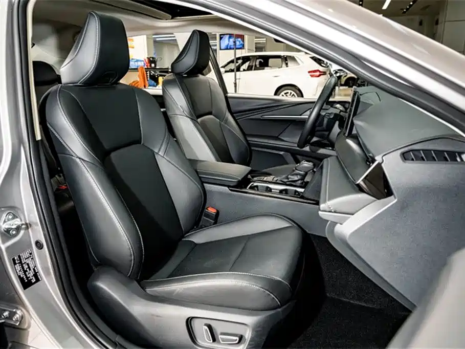 Toyota Camry 2026 Hybrid 2.0 HSE Sport Lite Edition 2025 - thumbnail 20