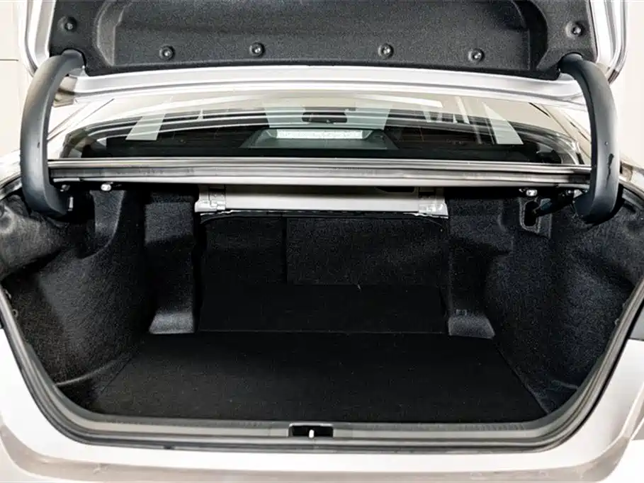 Toyota Camry 2026 Hybrid 2.0 HSE Sport Lite Edition 2025 - thumbnail 24