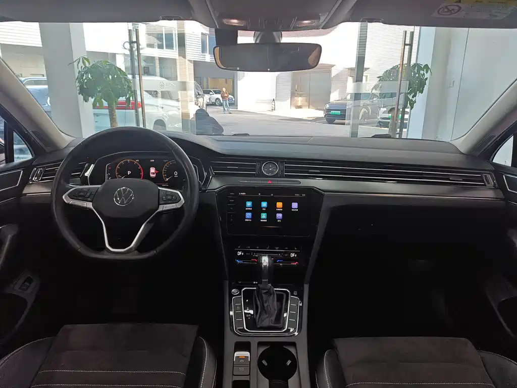 Volkswagen Magotan 2021 330TSI DSG 30th Anniversary Edition 2022 - thumbnail 11