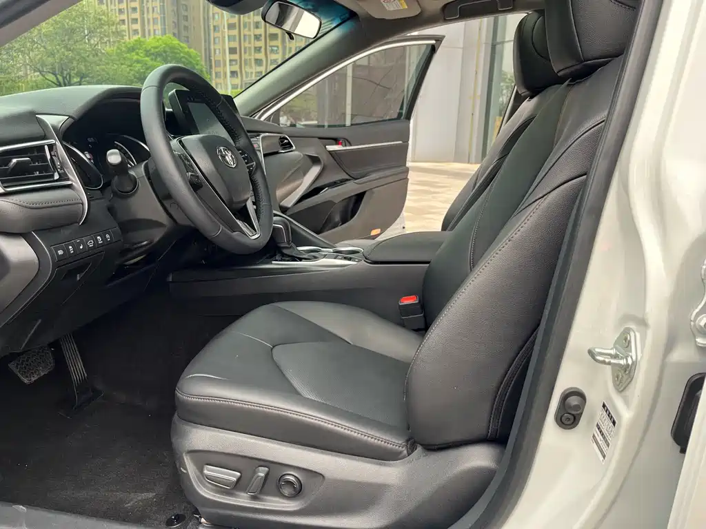 Toyota Toyota Camry 2023 2.0G Luxury Edition 2023 - thumbnail 12