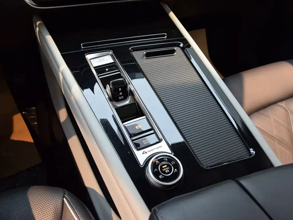 Volkswagen Volkswagen Teramont 2024 530 V6 AWD Prestige Luxury Edition 2023 - thumbnail 15