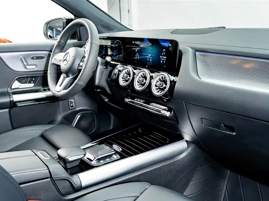 Mercedes-Benz Mercedes-Benz GLA 2022 GLA 220 4MATIC 2022 - thumbnail 17