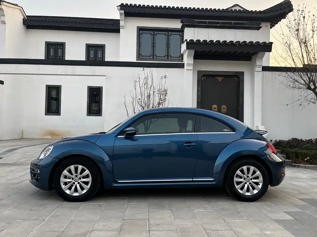 Volkswagen Volkswagen Beetle 2018 180TSI Comfortline 2019 - thumbnail 2