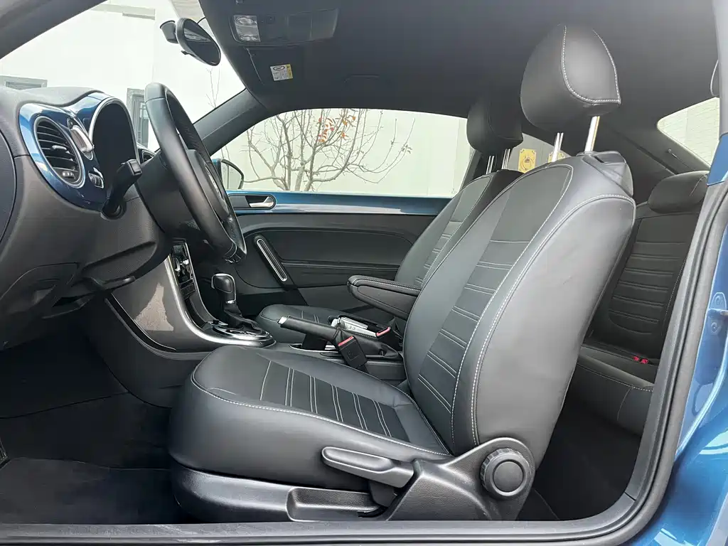Volkswagen Volkswagen Beetle 2018 180TSI Comfortline 2019 - thumbnail 5