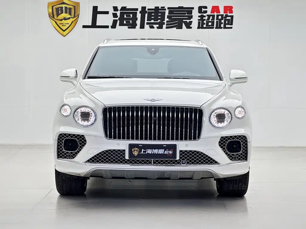 Bentley Bentley Bentayga 2023 4.0T V8 Long Wheelbase Azure Edition 2023 - thumbnail 6