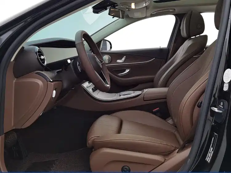 Mercedes-Benz Mercedes-Benz E-Class 2023 E 260 L 2023 - thumbnail 4