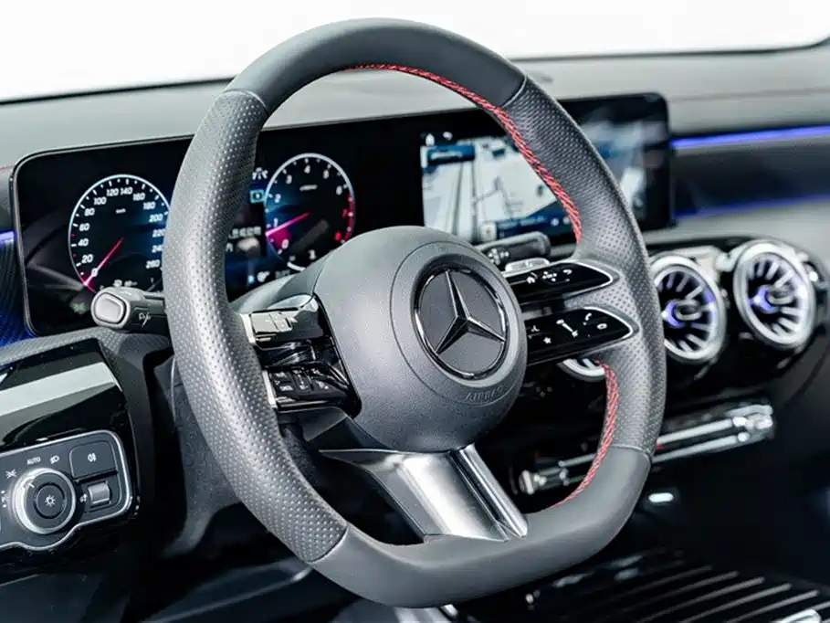 Mercedes-Benz Mercedes-Benz A-Class 2025 A 200 L Fashion Edition 2024 - thumbnail 10