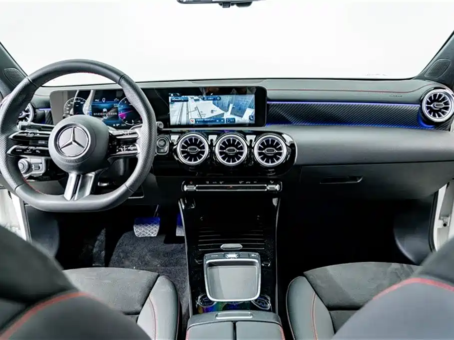 Mercedes-Benz Mercedes-Benz A-Class 2025 A 200 L Fashion Edition 2024 - thumbnail 12