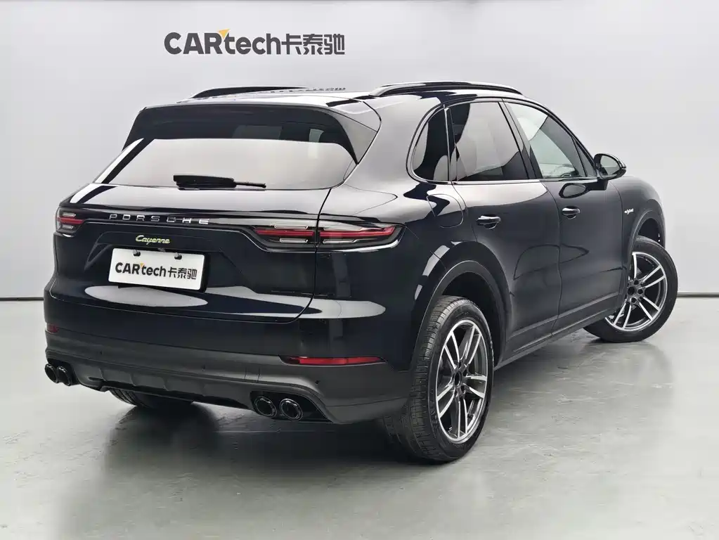 Porsche 2021 Porsche Cayenne E-Hybrid 2.0T 2021 - thumbnail 4