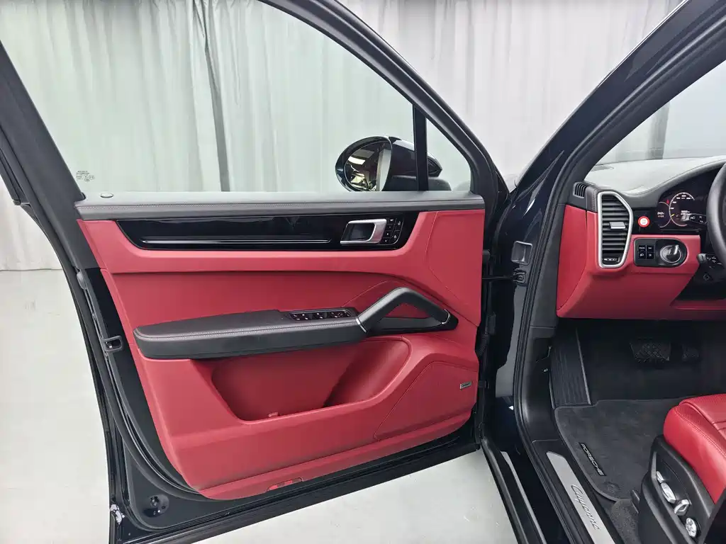 Porsche 2021 Porsche Cayenne E-Hybrid 2.0T 2021 - thumbnail 8
