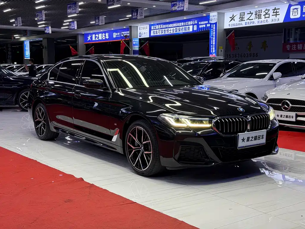 BMW BMW 5 Series 2022 Facelift 530Li Exclusive M Sport Package 2022 - thumbnail 2