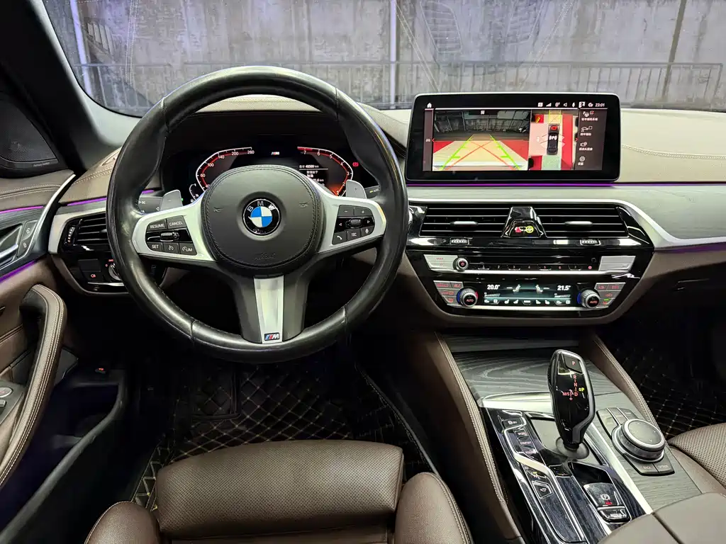 BMW BMW 5 Series 2022 Facelift 530Li Exclusive M Sport Package 2022 - thumbnail 16