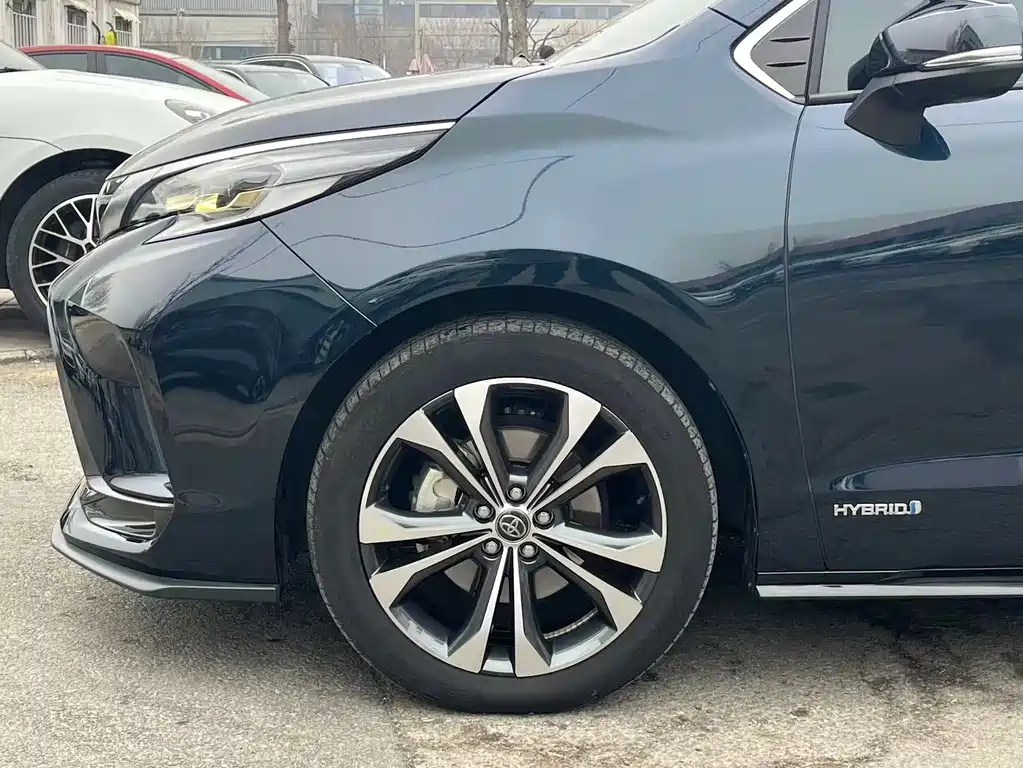 Toyota Toyota Granvia 2022 2.5L Hybrid Flagship Edition 2023 - thumbnail 9