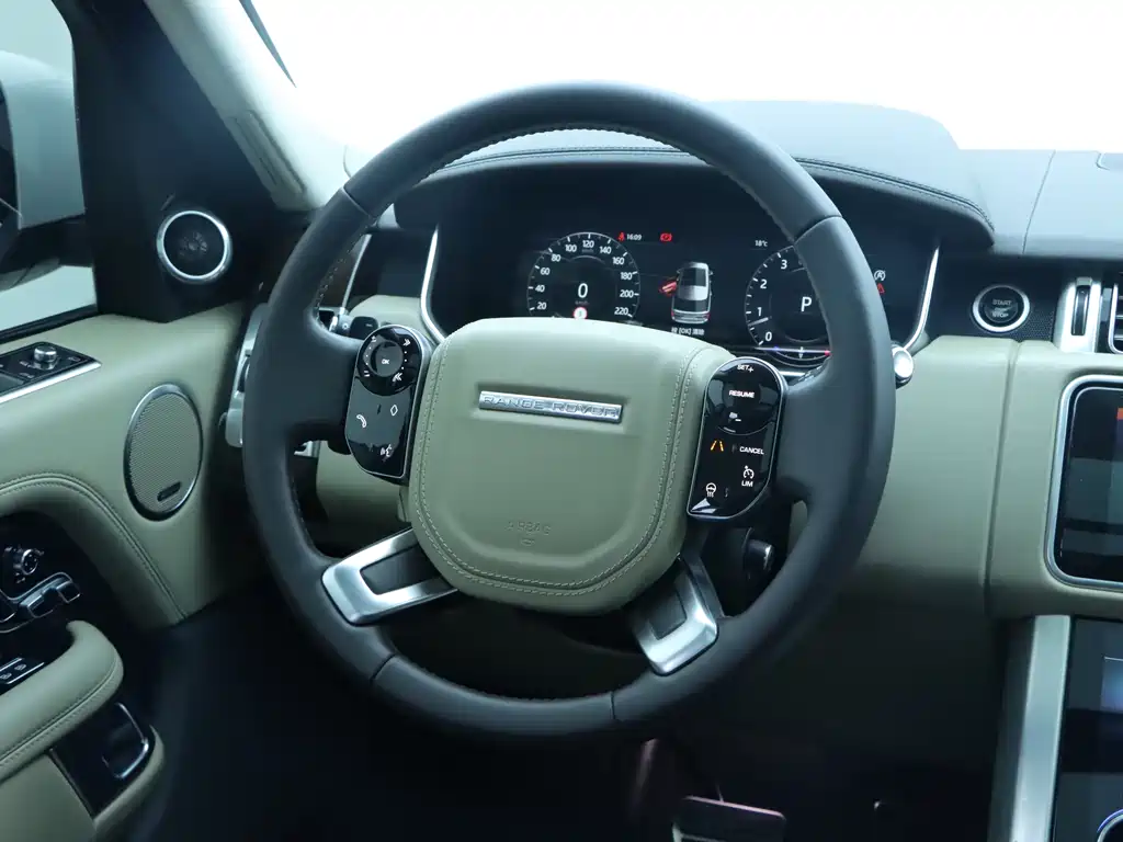 Land Rover Range Rover 2021 3.0 L6 Heritage Edition 2021 - thumbnail 17