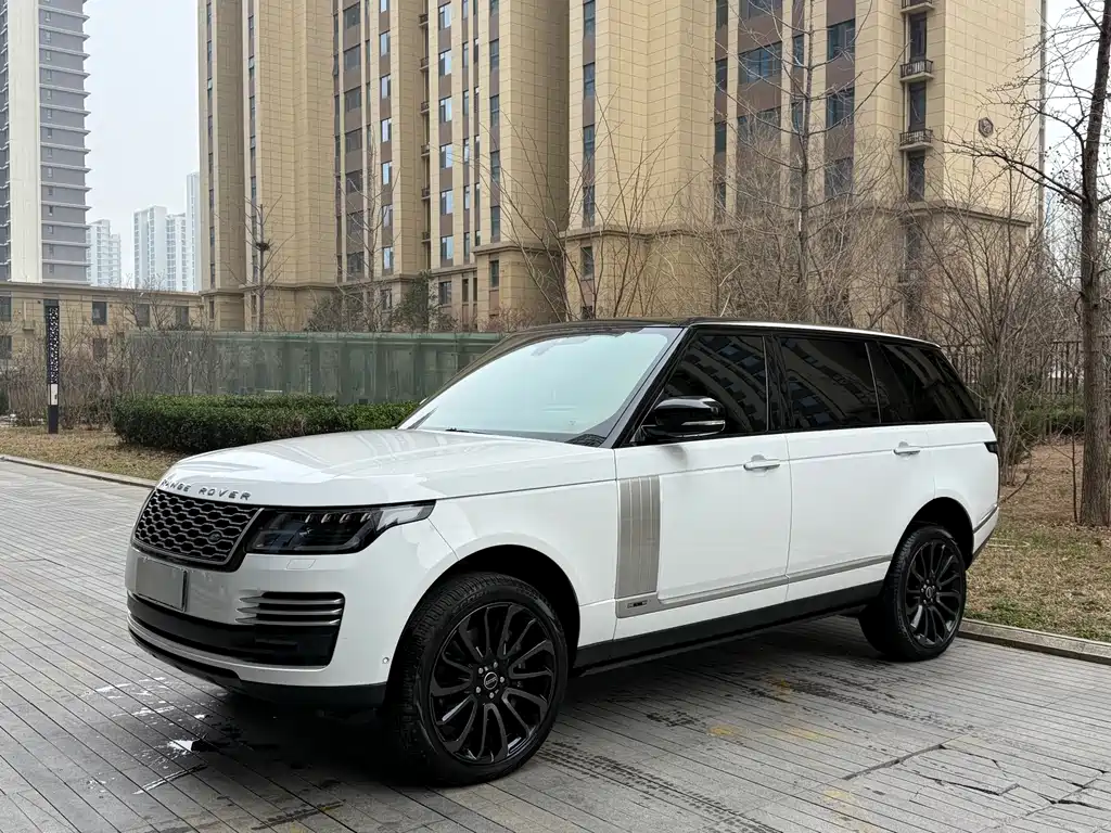 Land Rover Range Rover 2022 3.0L L6 400PS Autobiography LWB 2022 - thumbnail 2