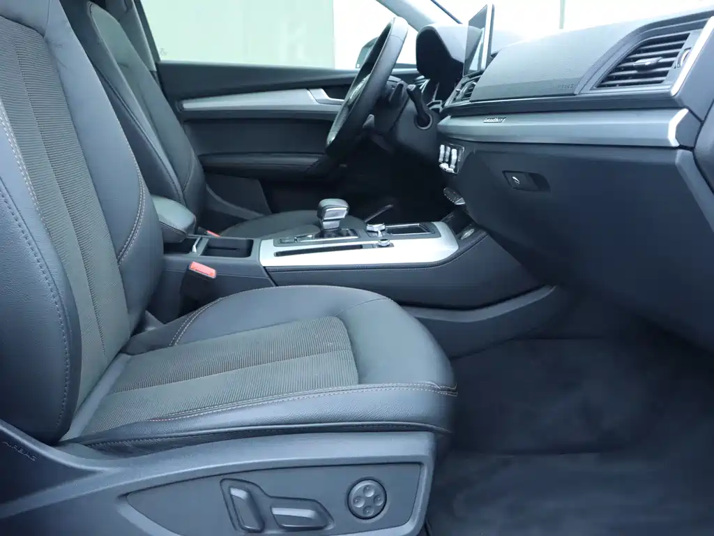 Audi Audi Q5L 2018 40 TFSI Fashion Edition China V 2019 - thumbnail 8