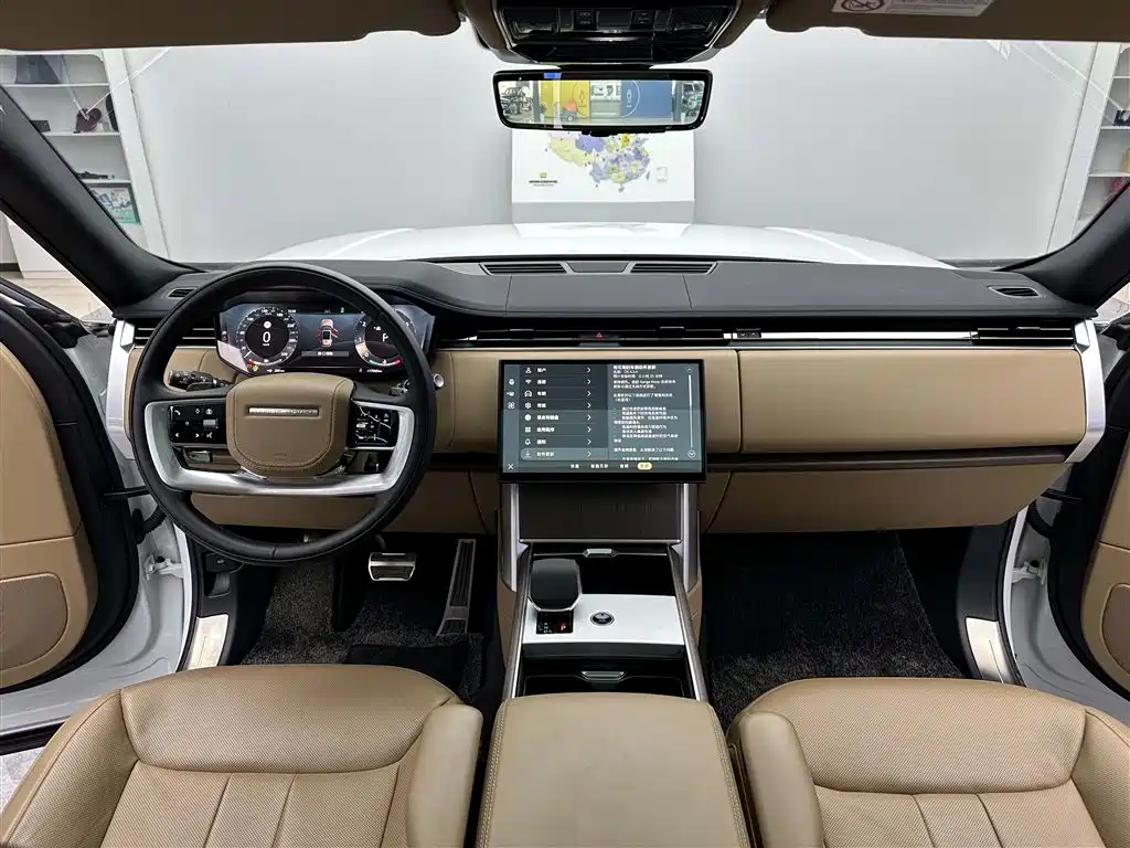 Land Rover Range Rover 2025 3.0 L6 400PS Extended Wheelbase Vogue Edition 2025 - thumbnail 9