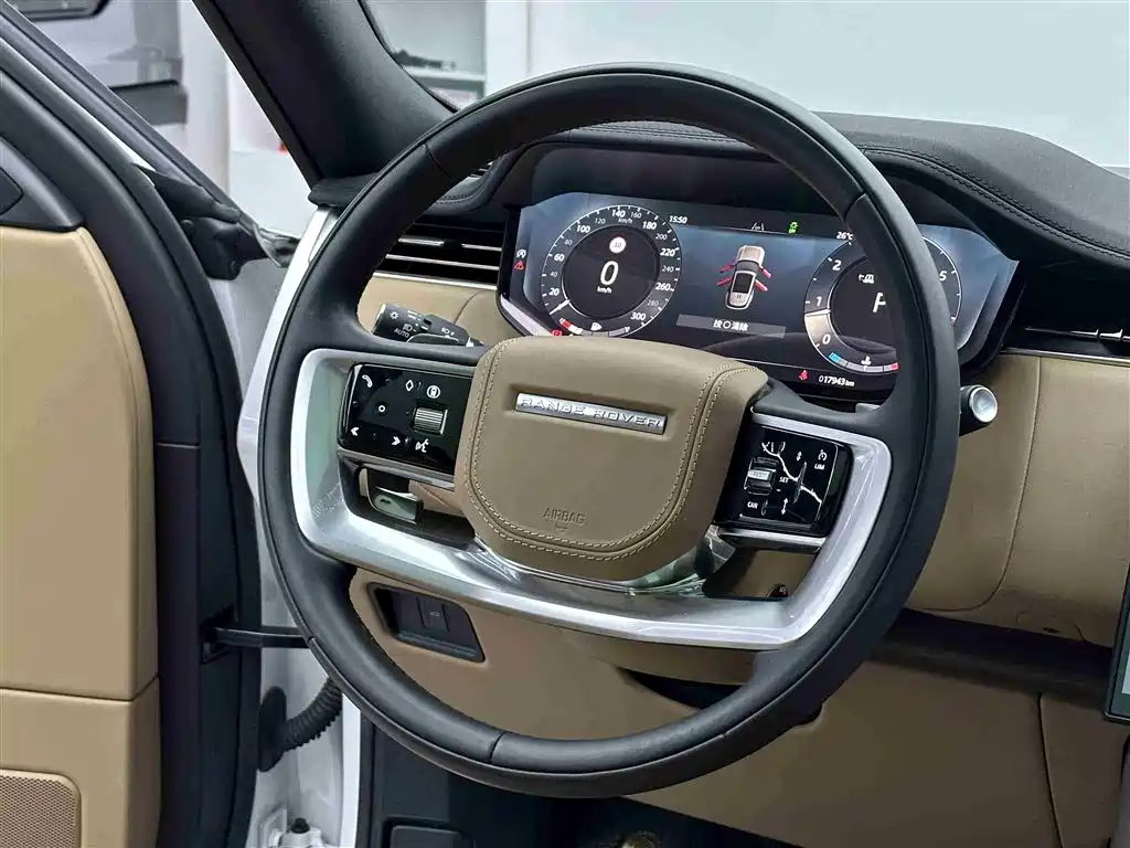 Land Rover Range Rover 2025 3.0 L6 400PS Extended Wheelbase Vogue Edition 2025 - thumbnail 11