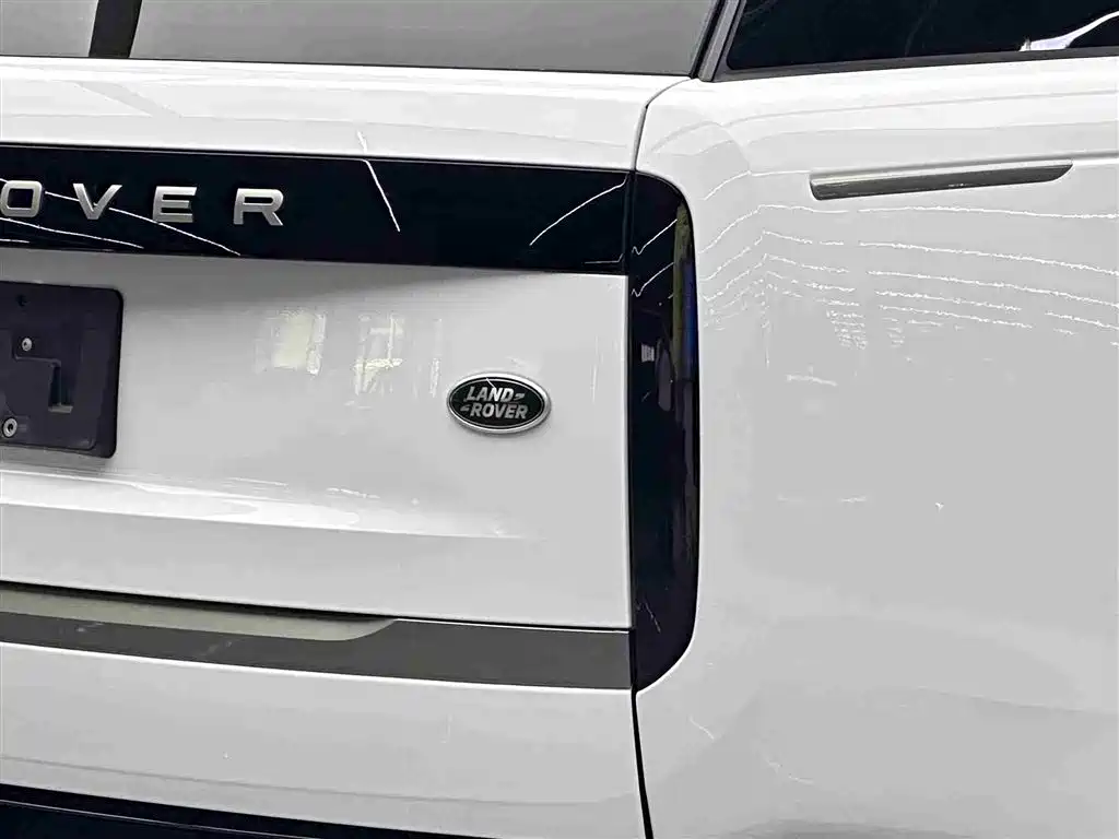 Land Rover Range Rover 2025 3.0 L6 400PS Extended Wheelbase Vogue Edition 2025 - thumbnail 17