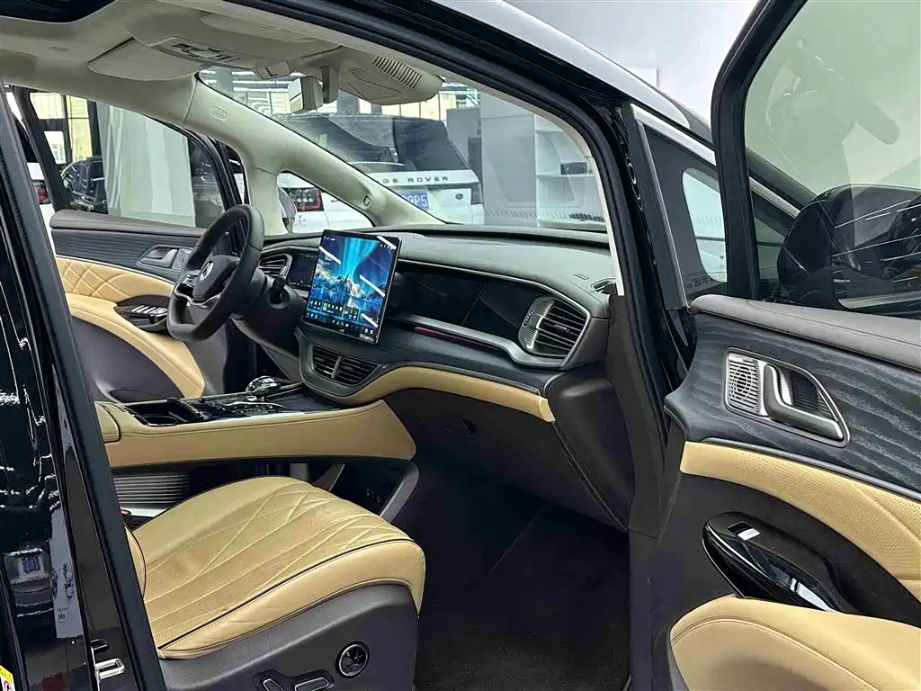 Denza Denza D9 2024 DM-i 980 AWD Flagship 2024 - thumbnail 8
