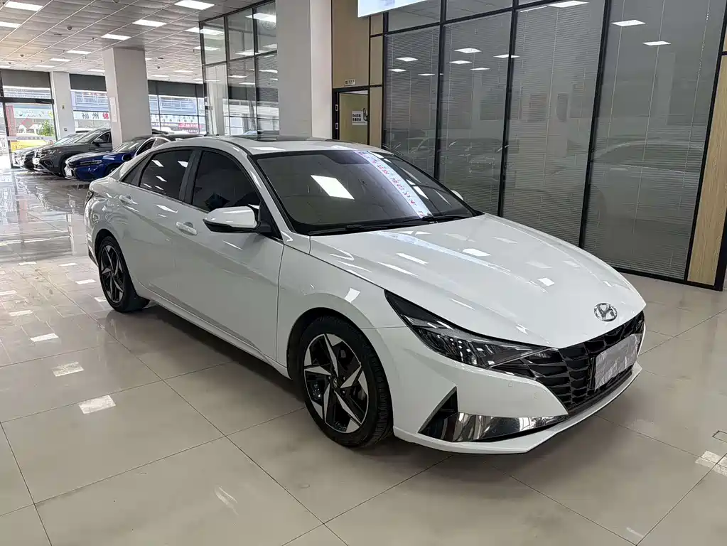 Hyundai 2022 Hyundai Elantra 1.5L CVT GLX Elite 2023 - thumbnail 3