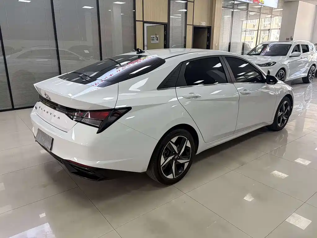 Hyundai 2022 Hyundai Elantra 1.5L CVT GLX Elite 2023 - thumbnail 6
