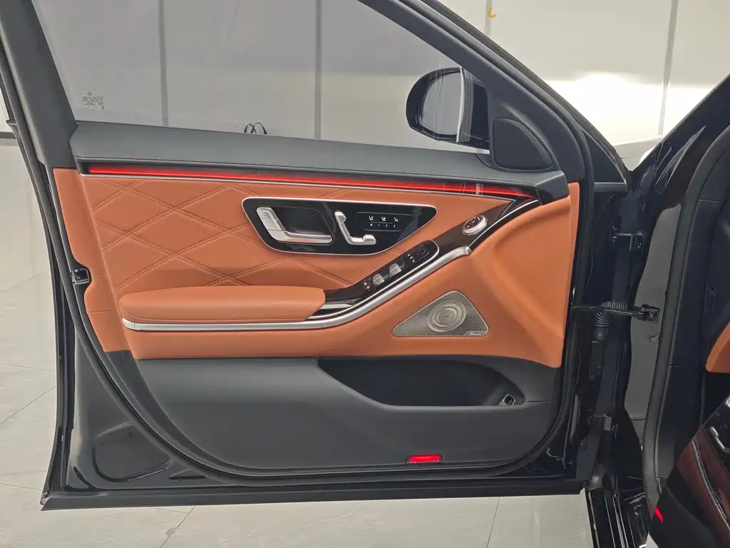 Mercedes-Benz Maybach S-Class 2023 S 480 4MATIC 2023 - thumbnail 10